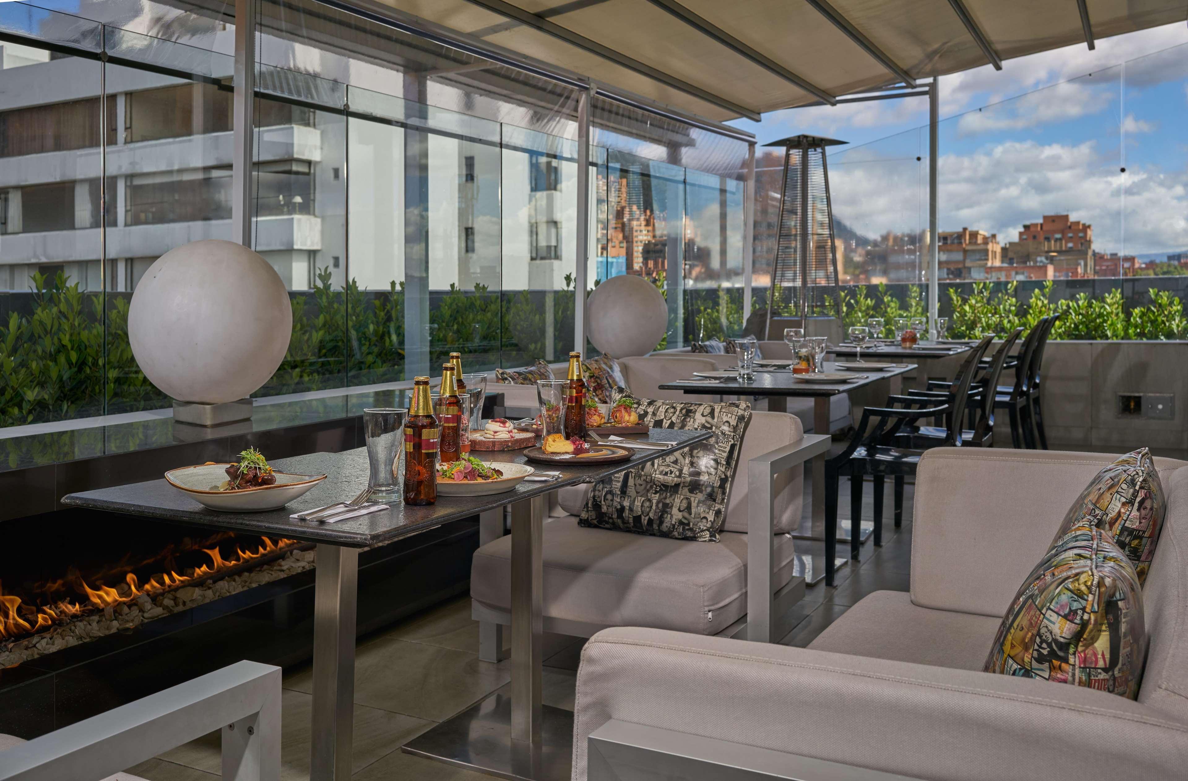 Hotel 100 Luxury Suites By Preferred Bogotá Exteriér fotografie The Terrace
