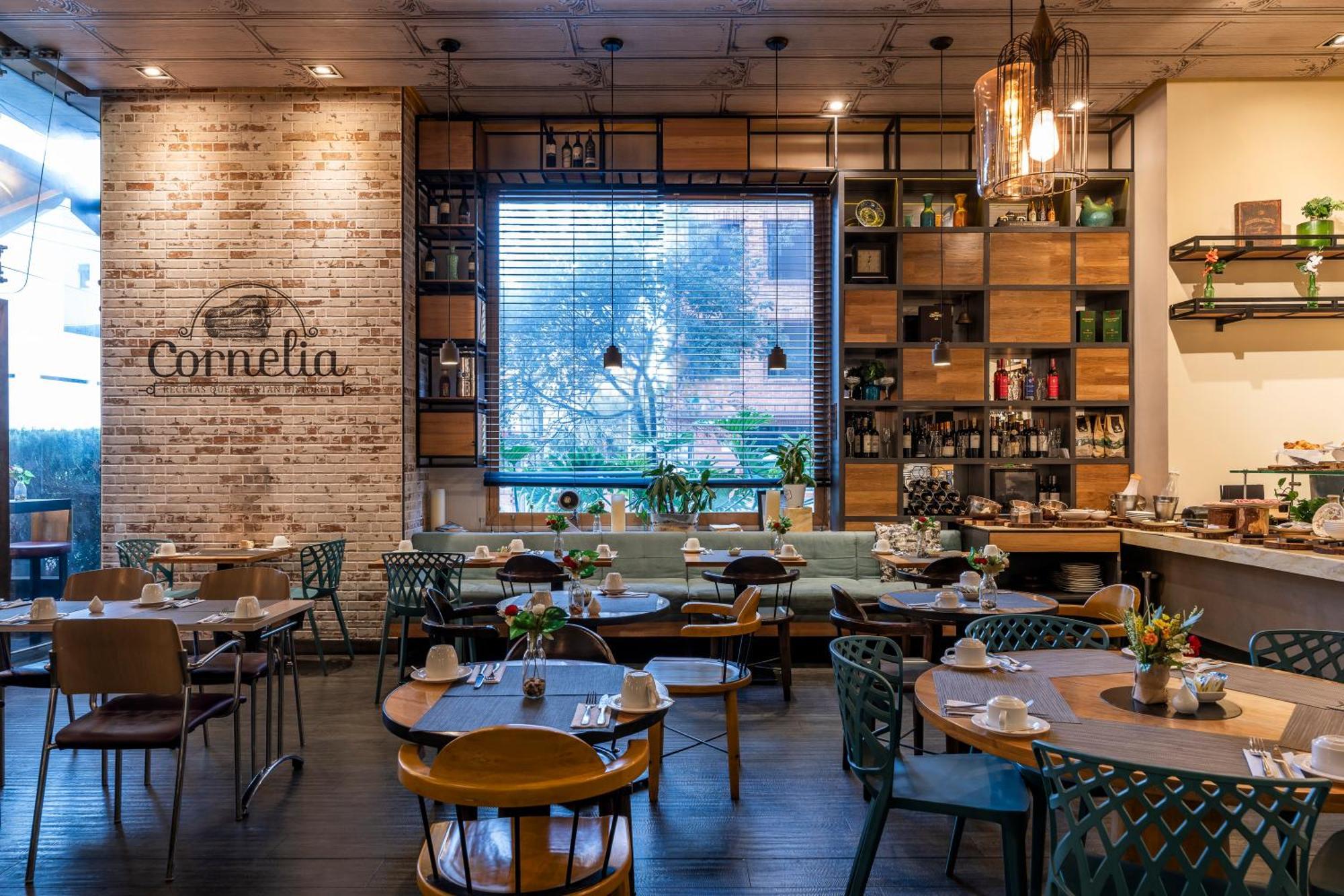 Hotel 100 Luxury Suites By Preferred Bogotá Exteriér fotografie Cornelia restaurant