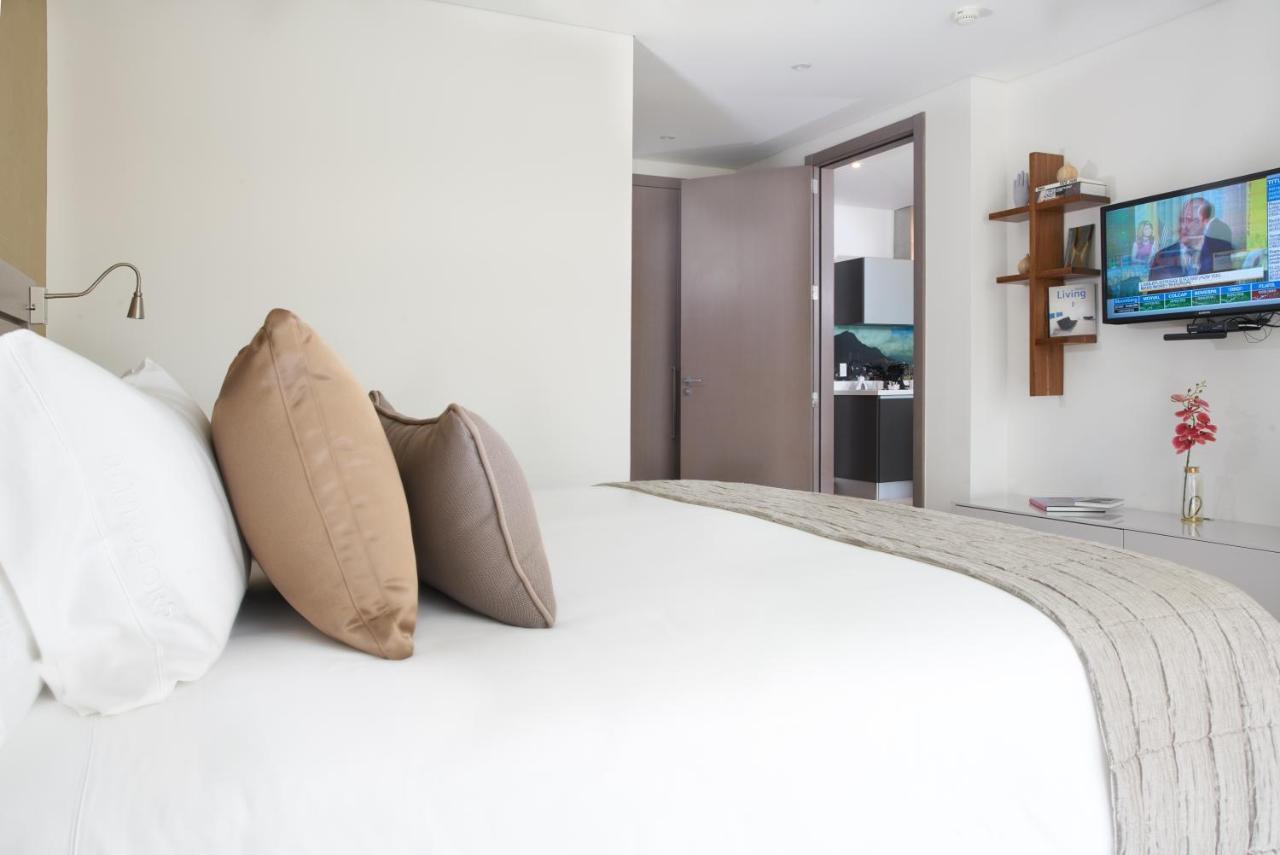 Hotel 100 Luxury Suites By Preferred Bogotá Exteriér fotografie A bedroom at the hotel